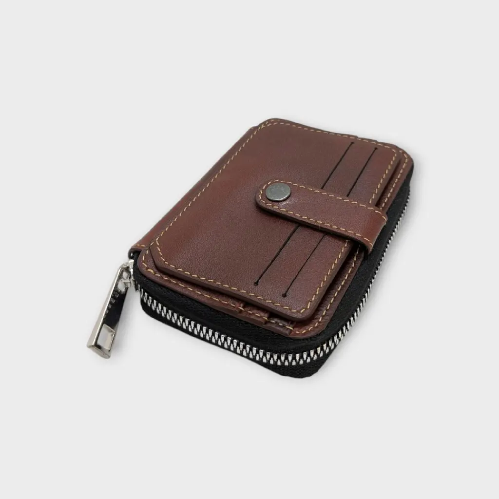 Minimalist_Zipper_Leather_Wallet (3).webp