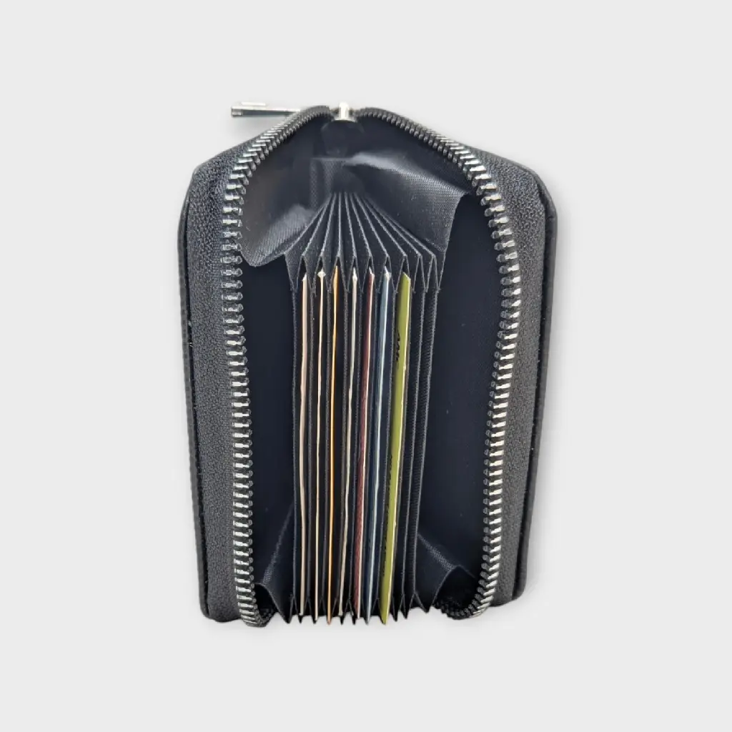 Accordion_Leather_Card_Holder_Wallet (4).webp