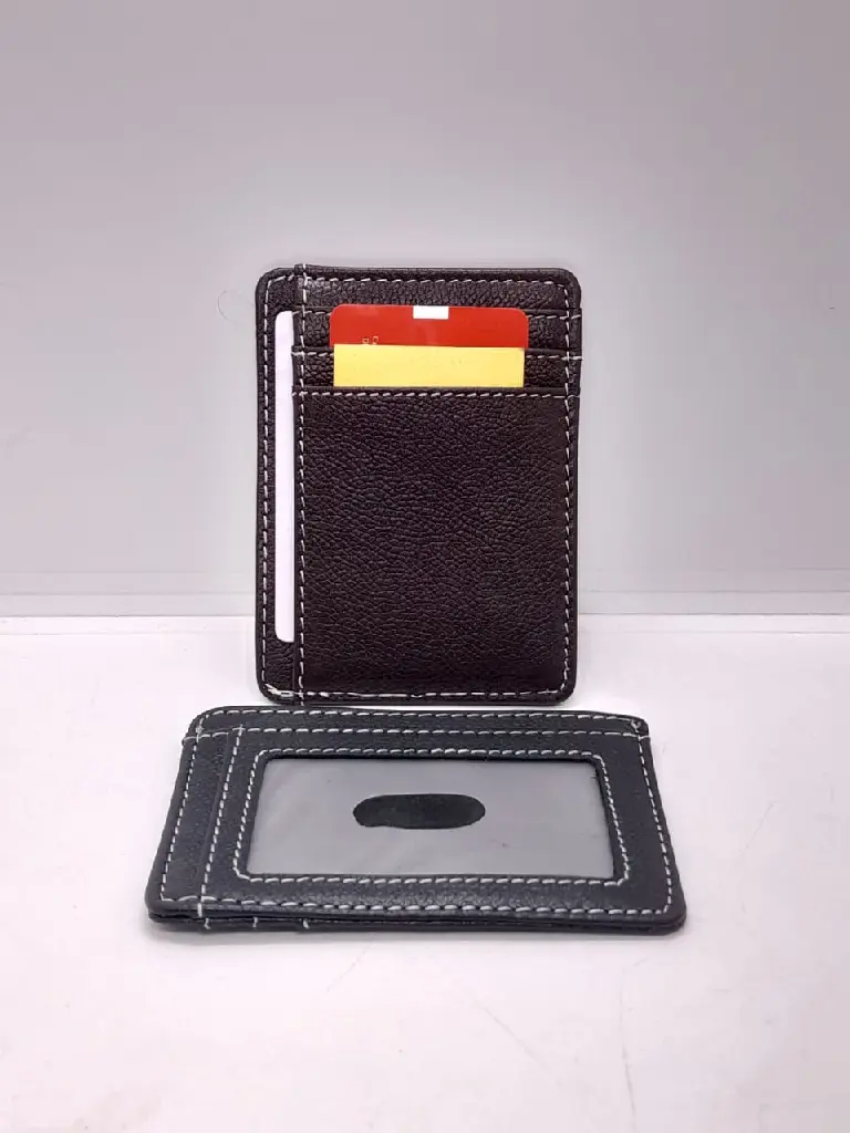 Minimalist_Leather_Card_Holder_Wallet (2).webp