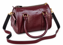 Premium Genuine Leather Handbag – Elegant, Spacious & Functional