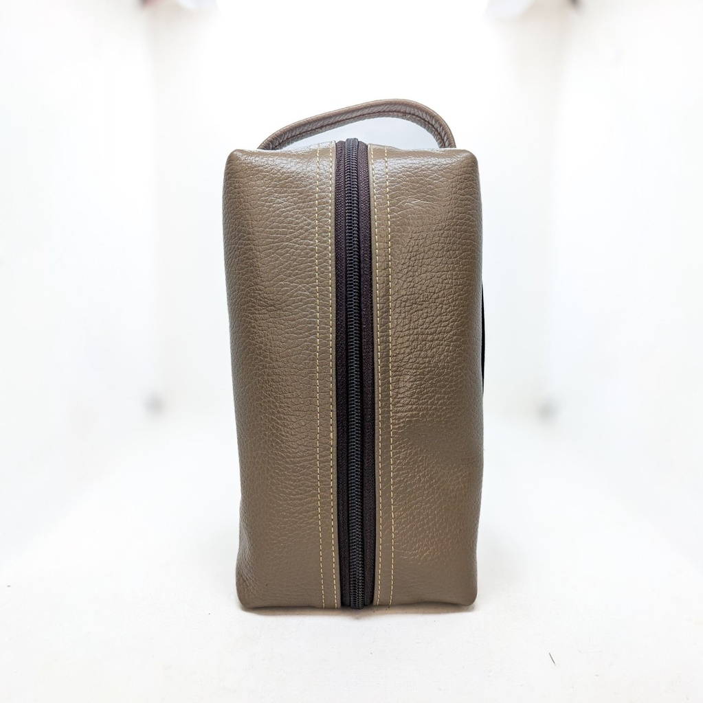 Classic Toiletry Bag & Travel Organizer-olive